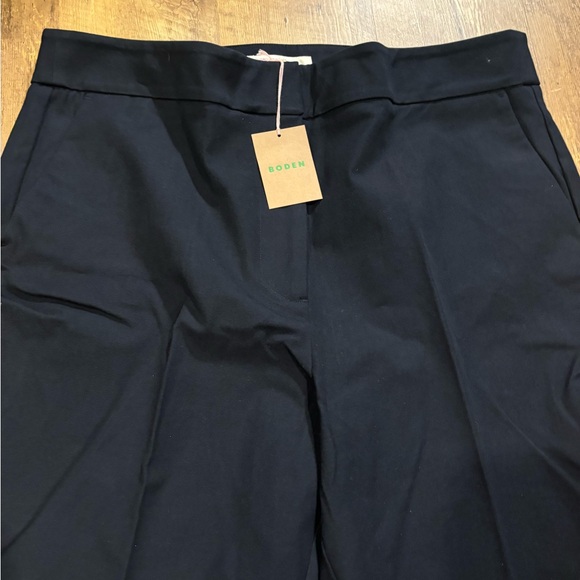 Boden Bi-Stretch Crop Flare Pants- NEW $110 - Picture 3 of 5